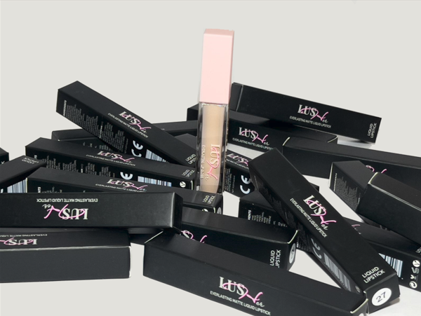 Everlasting Lipgloss Lush Her nr.01 Beige